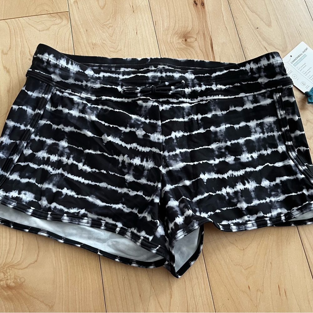Athleta Girl Cannonball short, XXL 16, new with tag